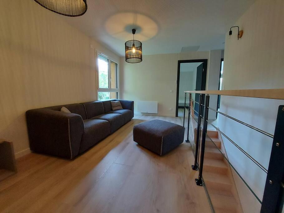 Charmant Et Spacieux Appartement A Quelques Pas Du Lac Duingt Bagian luar foto